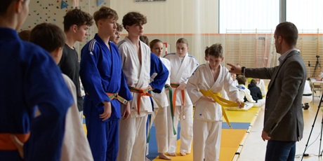 Powiększ grafikę: 29-marca-w-gdansku-odbyl-sie-puchar-polski-judo-kata-ktorego-organizatorem-byl-nasz-klub-sekcja-sport-608689.jpg