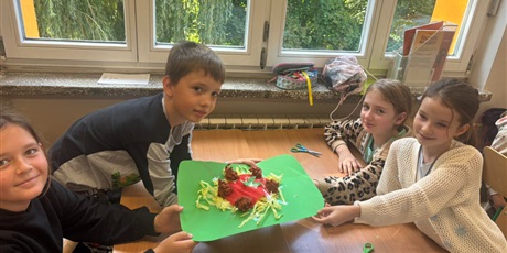 Powiększ grafikę: 3b-w-ramach-innowacji-pedagogicznej-mali-podroznicy-686778.jpg