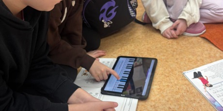 Powiększ grafikę: 3b-w-ramach-innowacji-pedagogicznej-mali-podroznicy-686790.jpg