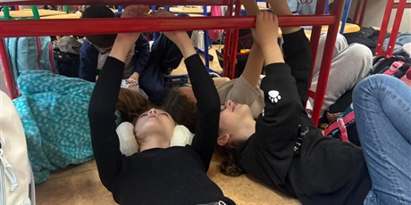 Powiększ grafikę: 3b-w-ramach-innowacji-pedagogicznej-mali-podroznicy-686801.jpg