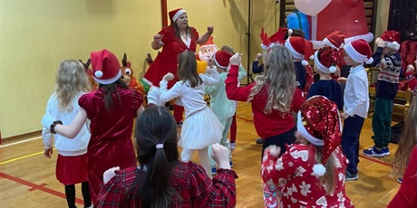 Powiększ grafikę: 5-grudnia-2025-r-uczniowie-klas-1-3-665248.jpg