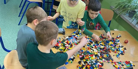 Powiększ grafikę: 5-grudnia-2025-r-uczniowie-klas-1-3-665283.jpg