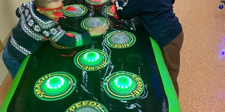 Powiększ grafikę: 5-grudnia-2025-r-uczniowie-klas-1-3-665288.jpg