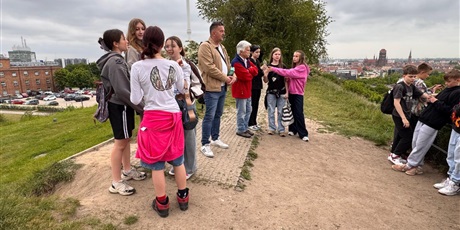 Powiększ grafikę: 6b-na-wczorajszej-wycieczce-z-przewodnikiem-621296.jpg