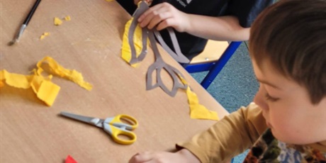 Powiększ grafikę: druga-polowa-lutego-w-naszej-swietlicy-byla-pelna-energii-i-tworczej-radosci-681017.jpg