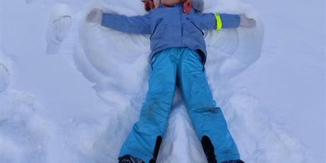 Powiększ grafikę: druga-polowa-lutego-w-naszej-swietlicy-byla-pelna-energii-i-tworczej-radosci-681023.jpg