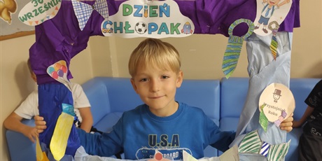 Powiększ grafikę: dzien-chlopaka-w-naszej-swietlicy-644163.jpg