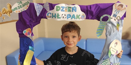 Powiększ grafikę: dzien-chlopaka-w-naszej-swietlicy-644169.jpg
