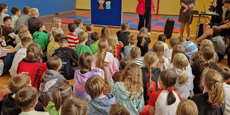 Powiększ grafikę: dzien-dziecka-w-naszej-szkole-621488.jpg