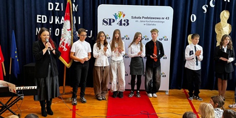 Powiększ grafikę: dzien-edukacji-narodowej-2025-nasze-szkolne-oscary-648468.jpg