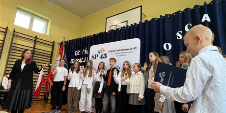 Powiększ grafikę: dzien-edukacji-narodowej-2025-nasze-szkolne-oscary-648476.jpg