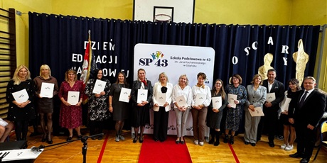 Powiększ grafikę: dzien-edukacji-narodowej-2025-nasze-szkolne-oscary-648488.jpg
