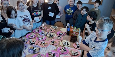 Powiększ grafikę: dzien-kobiet-w-klasie-5c-681240.jpg