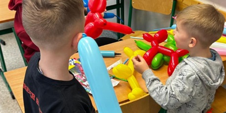 Powiększ grafikę: dzien-otwarty-naszej-szkoly-681045.jpg