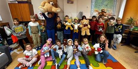 Powiększ grafikę: dzien-pluszowego-misia-660991.jpg