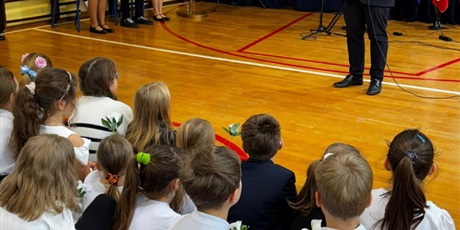 Powiększ grafikę: dzis-w-naszej-szkole-odbyl-sie-uroczysty-apel-z-okazji-narodowego-swieta-niepodleglosci-655606.jpg