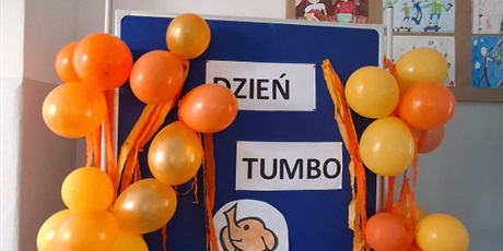 Powiększ grafikę: dzisiaj-obchodzilismy-w-szkole-dzien-tumbo-657817.jpg