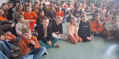 Powiększ grafikę: dzisiaj-obchodzilismy-w-szkole-dzien-tumbo-657818.jpg