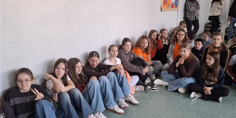 Powiększ grafikę: dzisiaj-obchodzilismy-w-szkole-dzien-tumbo-657819.jpg