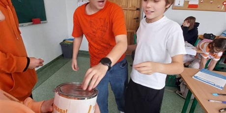 Powiększ grafikę: dzisiaj-obchodzilismy-w-szkole-dzien-tumbo-657825.jpg