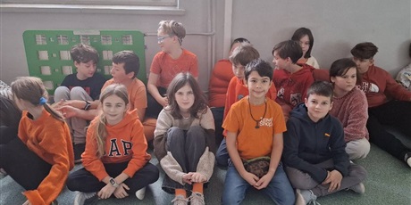 Powiększ grafikę: dzisiaj-obchodzilismy-w-szkole-dzien-tumbo-657829.jpg