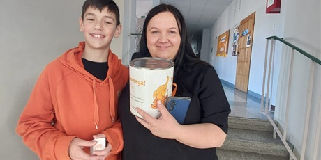 Powiększ grafikę: dzisiaj-obchodzilismy-w-szkole-dzien-tumbo-657832.jpg