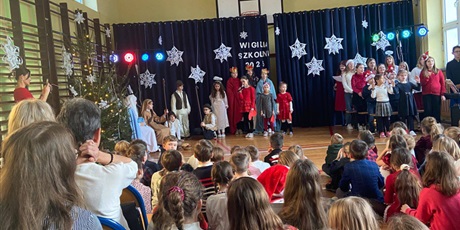 Powiększ grafikę: fotorelacja-jaselka-2025-671350.jpg