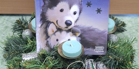 Grudzień z książką staje się jeszcze bardziej magiczny.