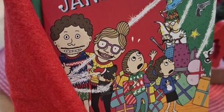 Powiększ grafikę: grudzien-z-ksiazka-staje-sie-jeszcze-bardziej-magiczny-665308.jpg