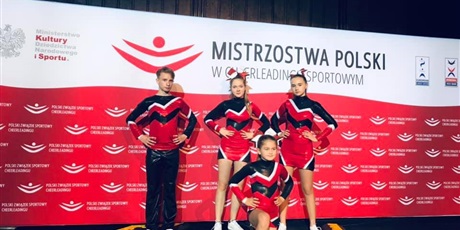 Powiększ grafikę: iv-mistrzostwa-polski-w-cheerleadingu-sportowym-269288.jpg