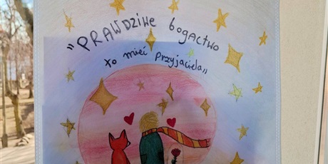 Powiększ grafikę: jedynie-dzieci-wiedza-czego-szukaja-odparl-maly-ksiaze-681214.jpg