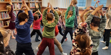 Powiększ grafikę: klasa-1b-657691.jpg