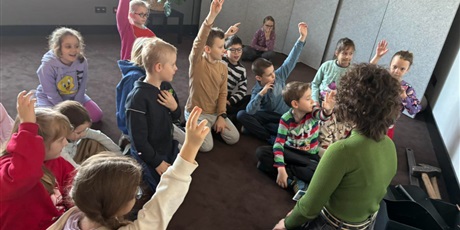 Powiększ grafikę: klasa-2b-586147.jpg