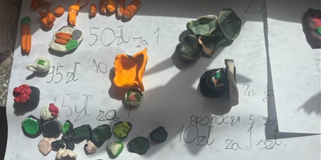 Powiększ grafikę: klasa-2b-635492.jpg
