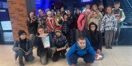 Powiększ grafikę: klasa-3b-681244.jpg