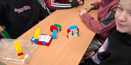 Powiększ grafikę: klasa-4b-677135.jpg