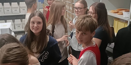 Powiększ grafikę: klasa-8a-691687.jpg