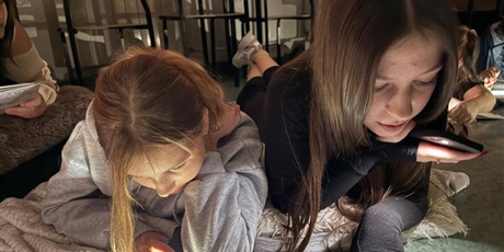 Powiększ grafikę: klasa-8b-660972.jpg