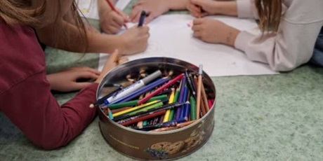 Powiększ grafikę: kolejne-kolorowe-i-pelne-emocji-zajecia-za-nami-665227.jpg