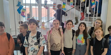 Powiększ grafikę: kolorowa-lekcja-otwarta-w-klasie-5c-686599.jpg