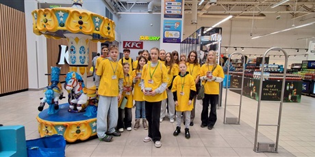 Powiększ grafikę: kwestujac-wspieramy-hospicjum-681012.jpg