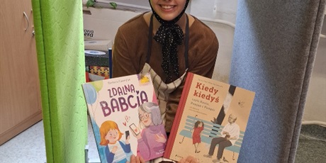 Powiększ grafikę: miedzynarodowy-miesiac-bibliotek-szkolnych-650733.jpg