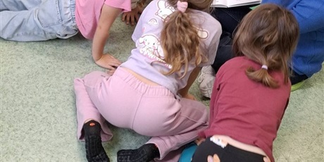 Powiększ grafikę: miedzynarodowy-miesiac-bibliotek-szkolnych-655534.jpg