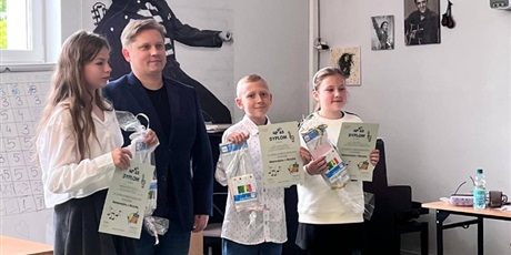 Powiększ grafikę: miedzyszkolny-konkurs-matematyka-z-muzyka-623265.jpg