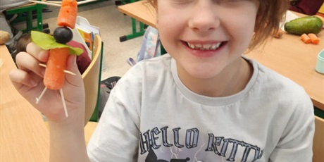 Powiększ grafikę: na-dzisiejszej-plastyce-657740.jpg