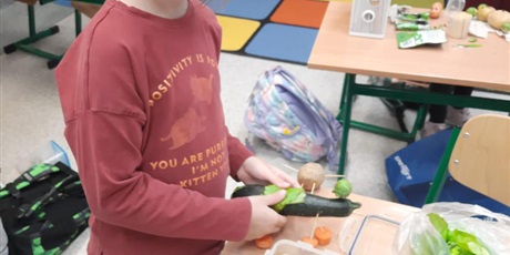 Powiększ grafikę: na-dzisiejszej-plastyce-657746.jpg