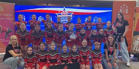 Powiększ grafikę: nasz-zespol-emotion-cheerleaders-686760.jpg