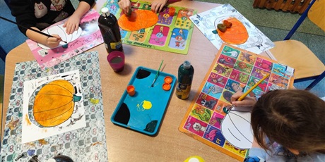 Powiększ grafikę: pazdziernik-w-naszej-swietlicy-650751.jpg