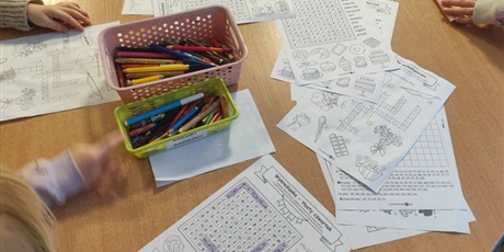 Powiększ grafikę: pierwsze-dwa-tygodnie-lutego-w-naszej-swietlicy-szkolnej-minely-niezwykle-aktywnie-i-radosnie-677106.jpg