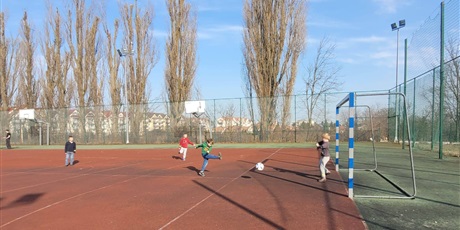 Powiększ grafikę: pierwsze-dwa-tygodnie-miesiaca-w-naszej-swietlicy-uplynely-w-radosnej-i-tworczej-atmosferze-681263.jpg